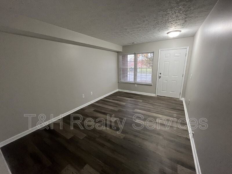 7756 Mountain Stream Way - Photo 5 of 26