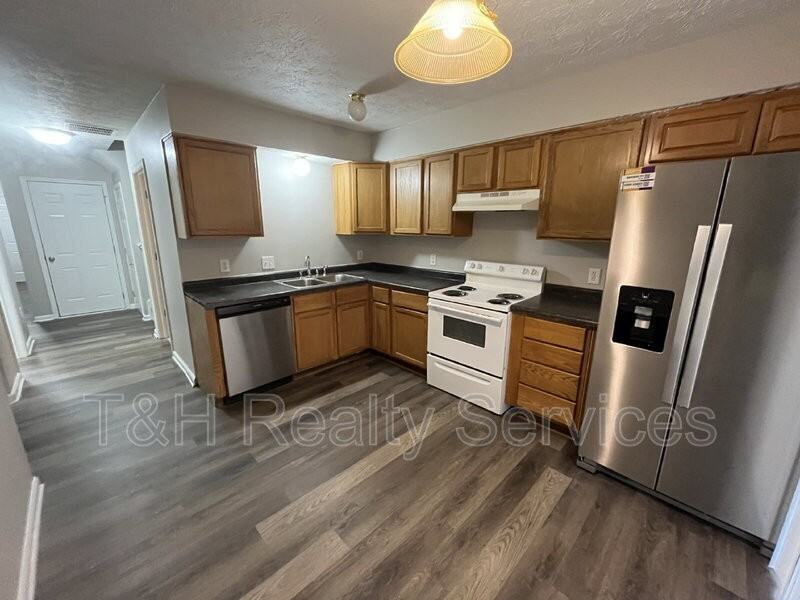 7756 Mountain Stream Way - Photo 7 of 26