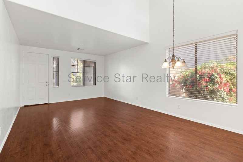 1551 E Nightingale Ln - Photo 4 of 28