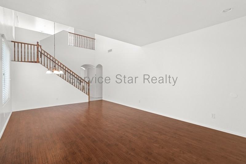 1551 E Nightingale Ln - Photo 5 of 28