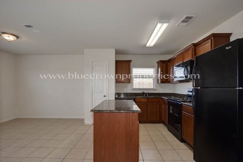 2221 Meadow Dr - Photo 6 of 19