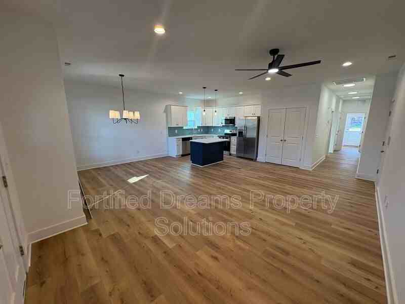 3121 Chapel St - Photo 7 of 21