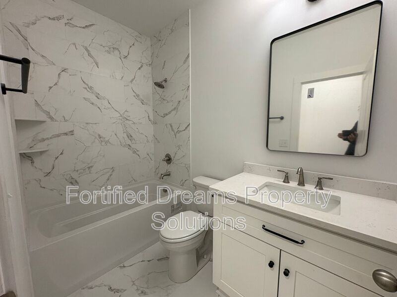 3127 Chapel St - Photo 2 of 21