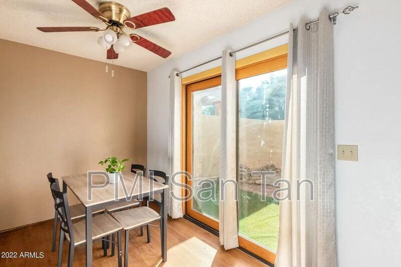 834 E Fountain St #4 - Photo 6 of 16