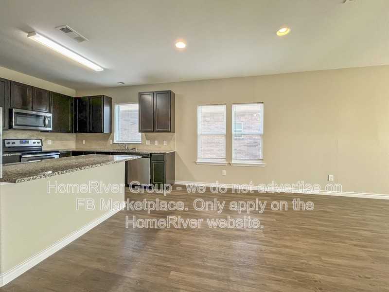 2062 Verbena Drive - Photo 3 of 22