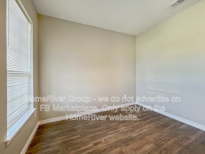 2062 Verbena Drive - Photo 4 of 22