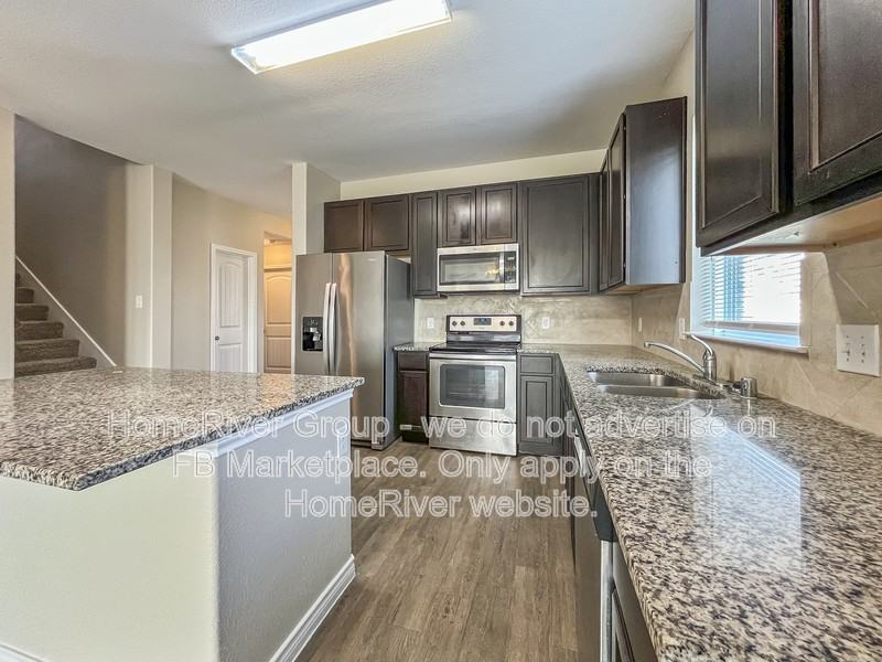 2062 Verbena Drive - Photo 5 of 22