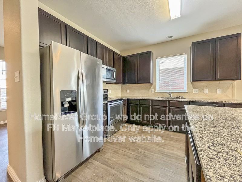 2062 Verbena Drive - Photo 6 of 22