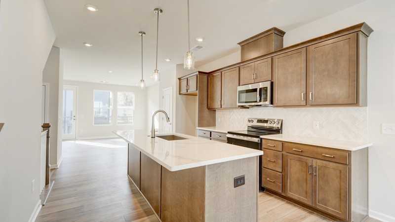 5509 Swaling St - Photo 5 of 31