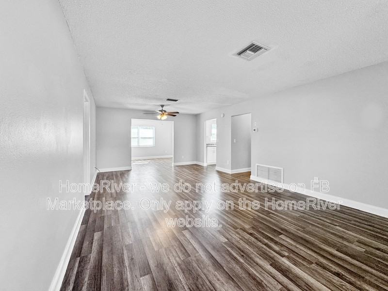 9356 Carthage Rd - Photo 5 of 22