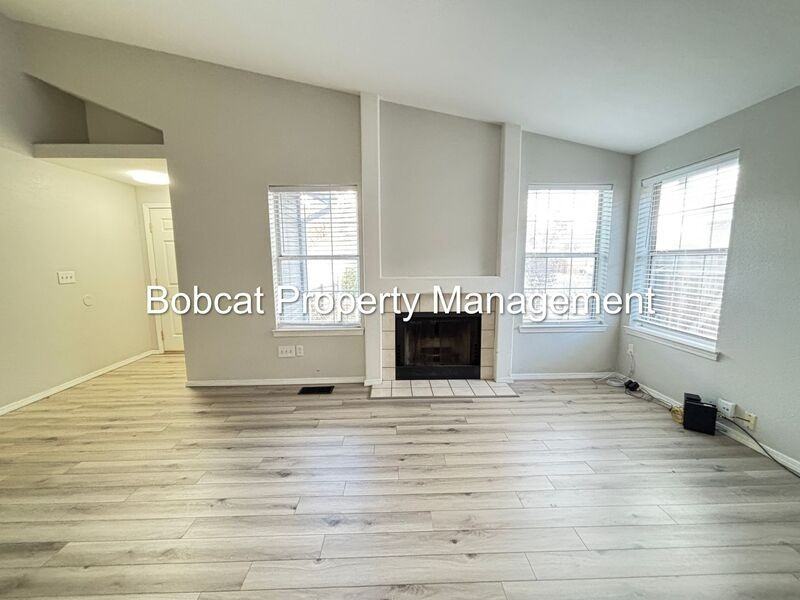 2319 Blue Haven Ln - Photo 3 of 42