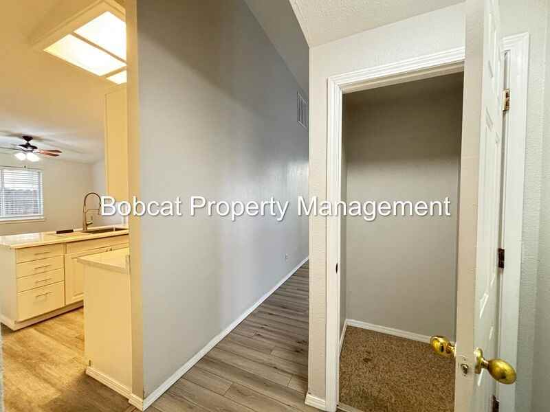 2319 Blue Haven Ln - Photo 5 of 42