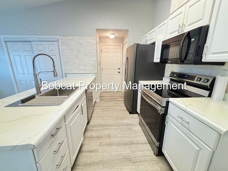 2319 Blue Haven Ln - Photo 6 of 42