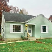 featured image of 2235 Ridgelawn Avenue