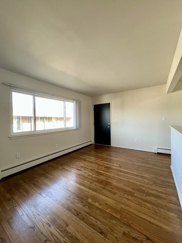 560 Harrison Boulevard - Photo 3 of 25