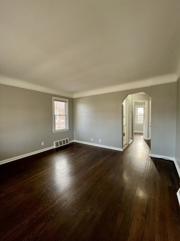 12811 Plum Street - Photo 3 of 15