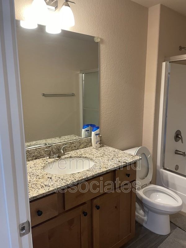 463 Barbet Dr #461 - Photo 6 of 15