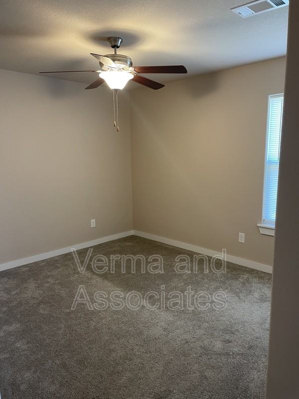 463 Barbet Dr #461 - Photo 7 of 15