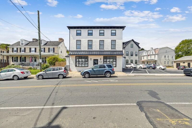 7620 Ridge Ave - Photo 6 of 14