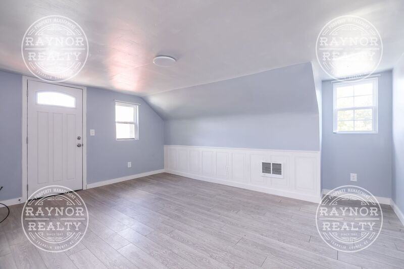 1114 Branch St #C - Photo 4 of 15