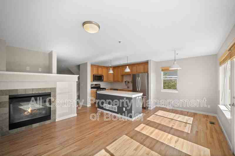 611 Tantra Dr - Photo 3 of 39