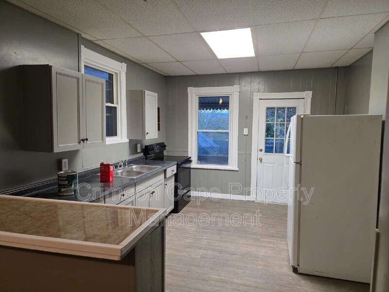 39 Hutson St - Photo 2 of 13