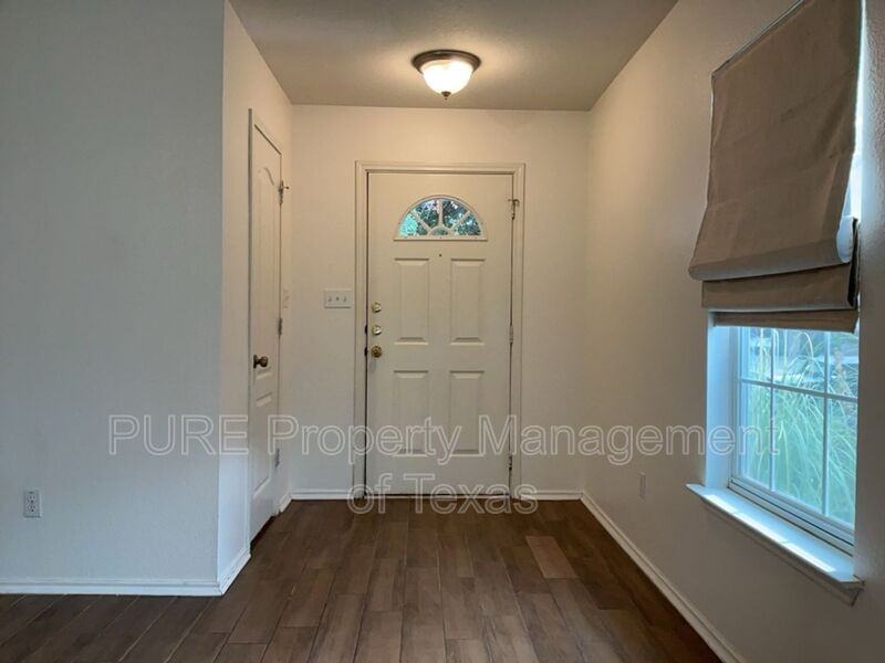 1716 Amistad Way - Photo 2 of 20