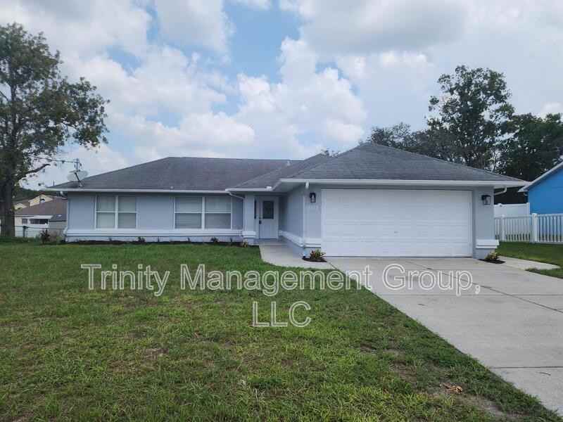 12095 Elgin Blvd - Photo 2 of 24