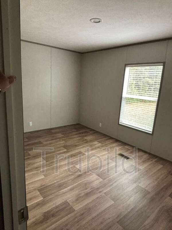 4308 Sloop Ct - Photo 2 of 9