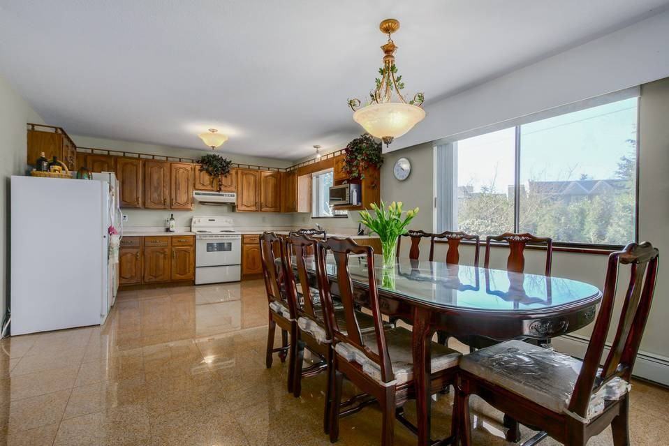 2135 Kirkstone Road - Photo 6 of 17