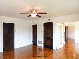 featured image of 1560 E Broad St