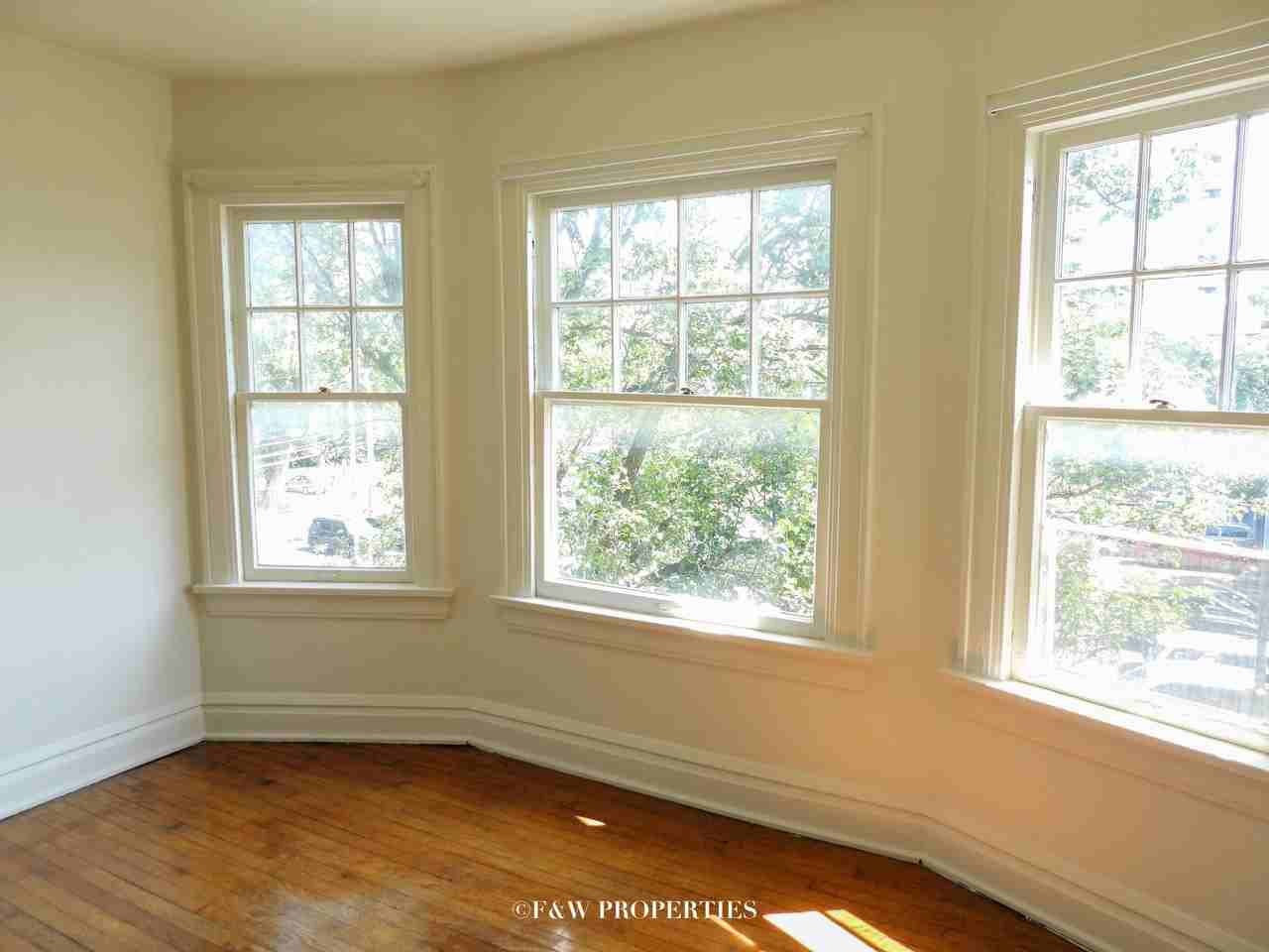 1560 E. Broad St. - Photo 6 of 20