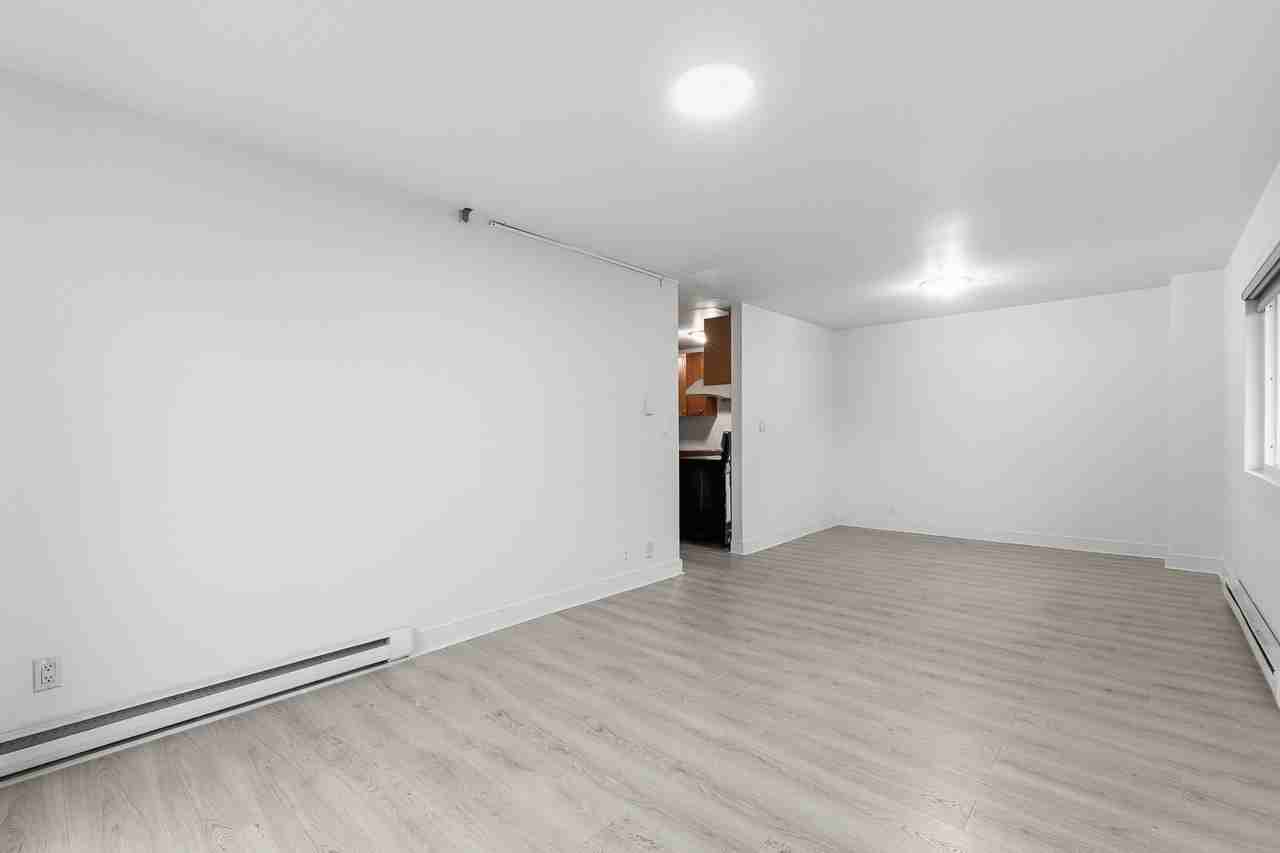 331 6th Street - Photo 2 of 20