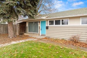 featured image of 3102 S Freya St