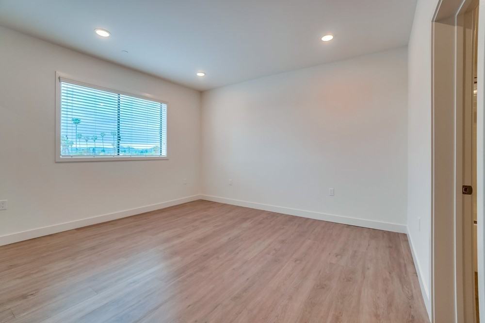 Sherman Villas at Lake Balboa, LLC - Photo 7 of 8