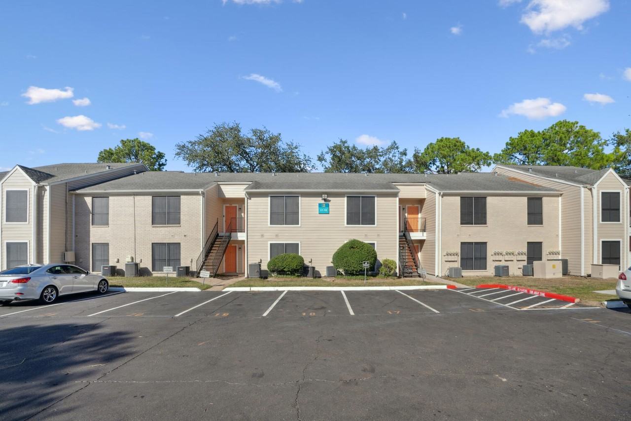 Caldera Apartment Homes - Photo 3 of 50