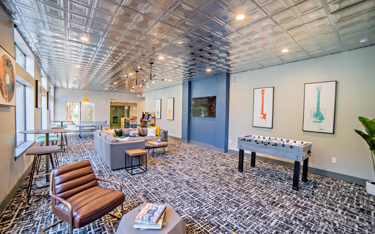 Estates at East Riverside - Photo 4 of 33