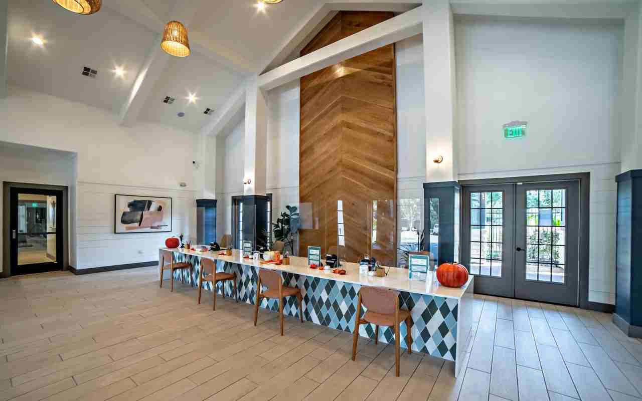 Villages at East Riverside - Photo 2 of 31