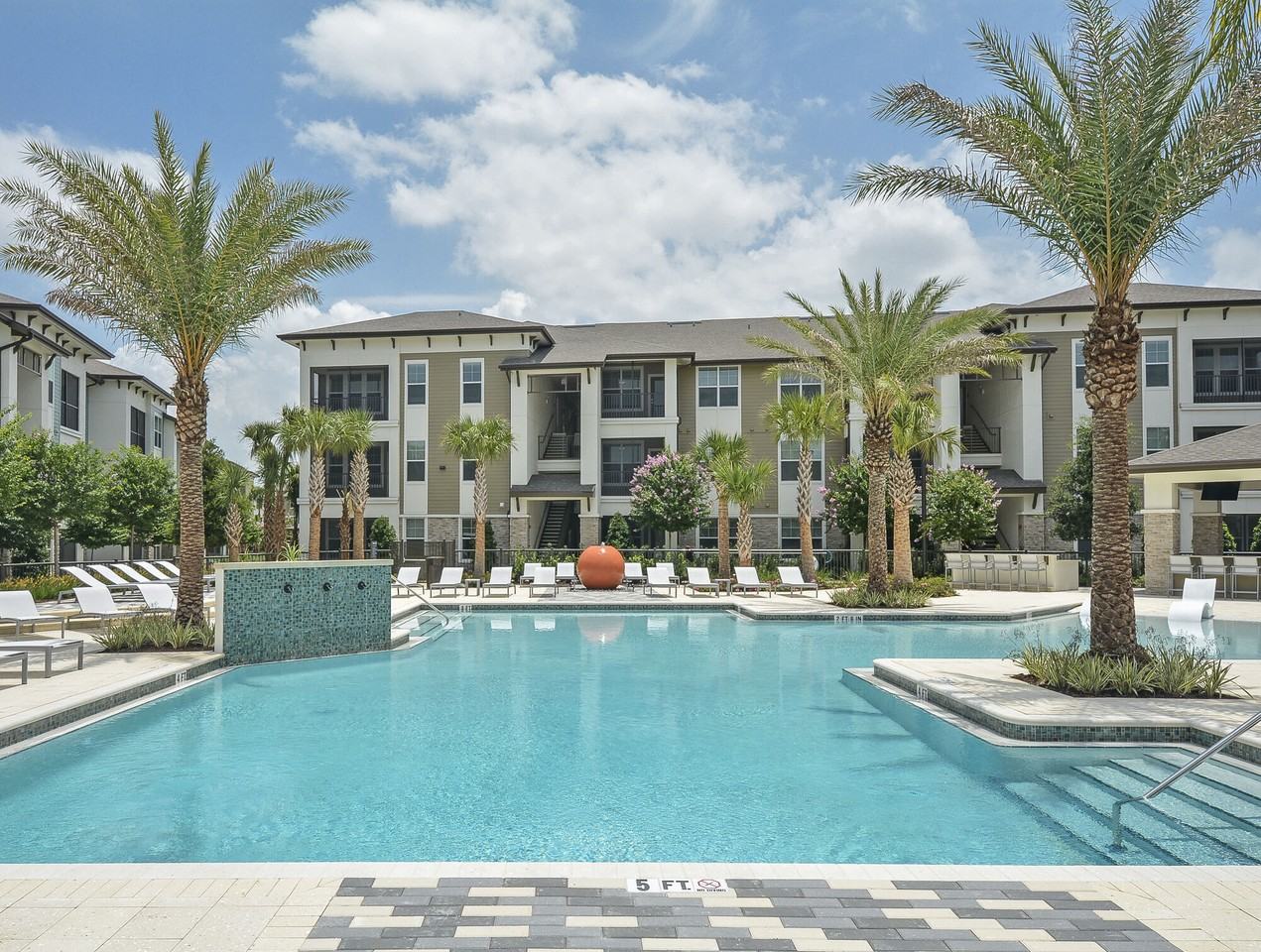 Marvera Casselberry - Photo 2 of 41