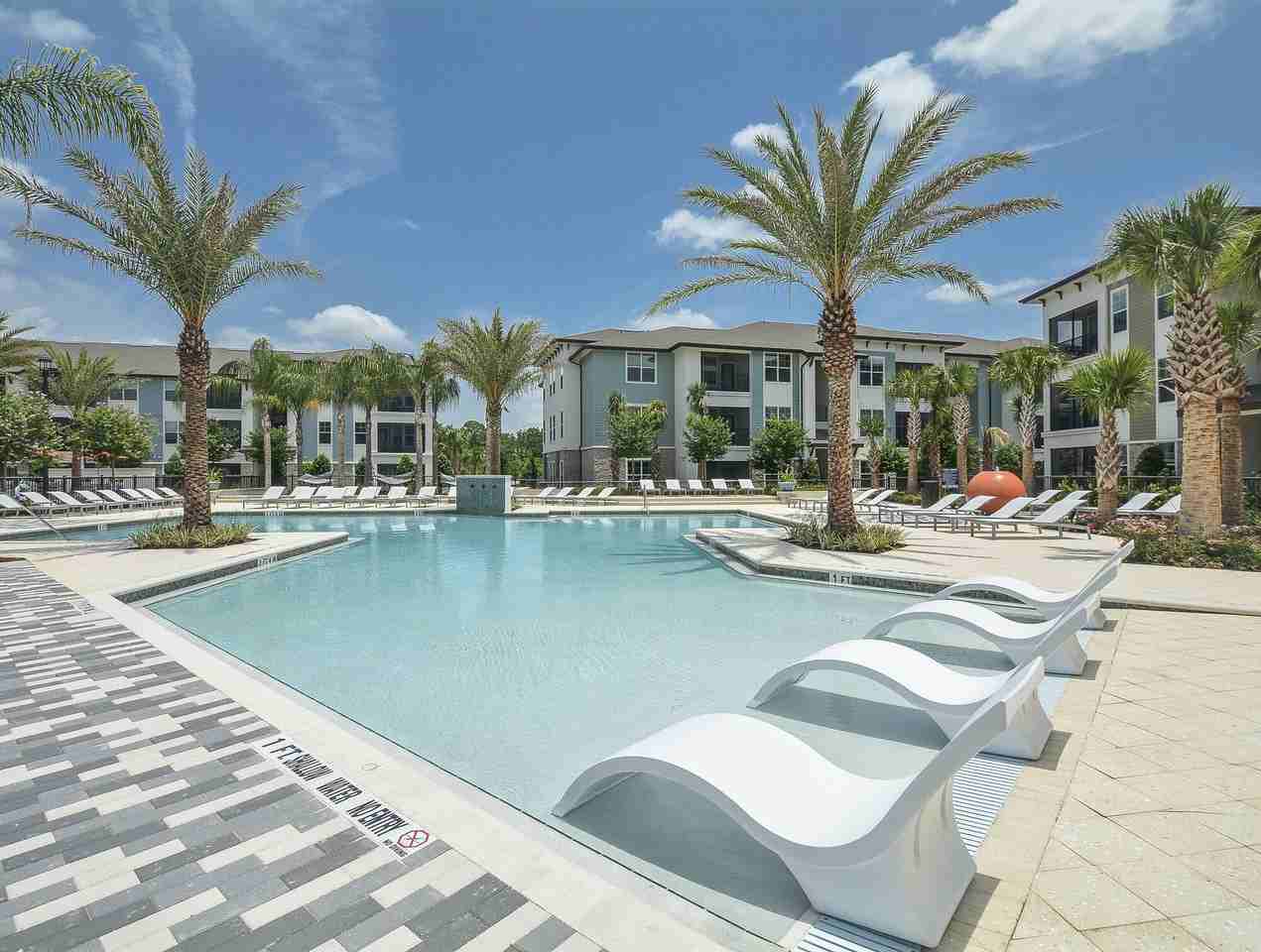 Marvera Casselberry - Photo 5 of 41