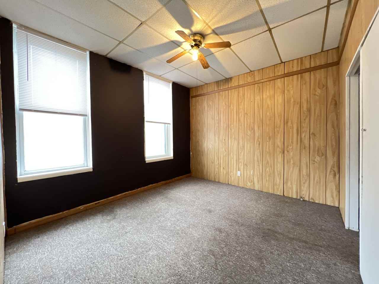 611 University Avenue - Photo 5 of 5