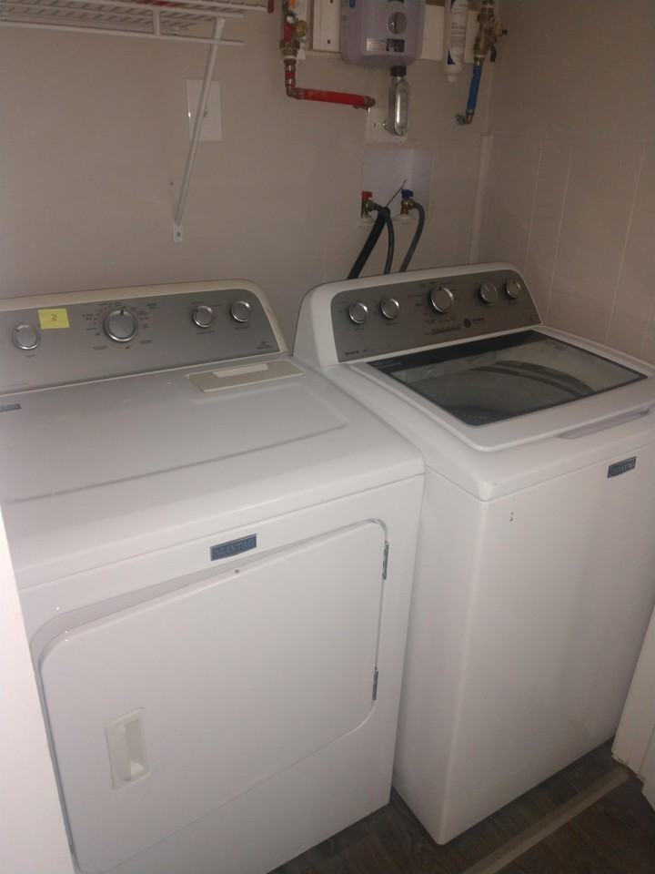 1013 Magnolia Drive Northwest - Photo 2 of 9