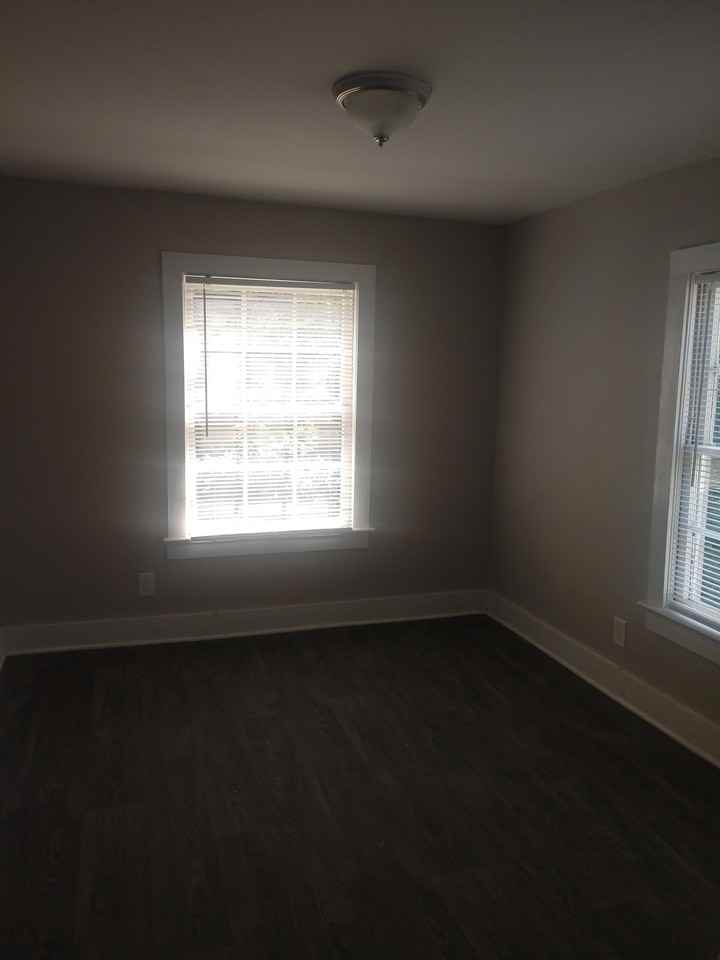 1013 Magnolia Drive Northwest - Photo 6 of 9