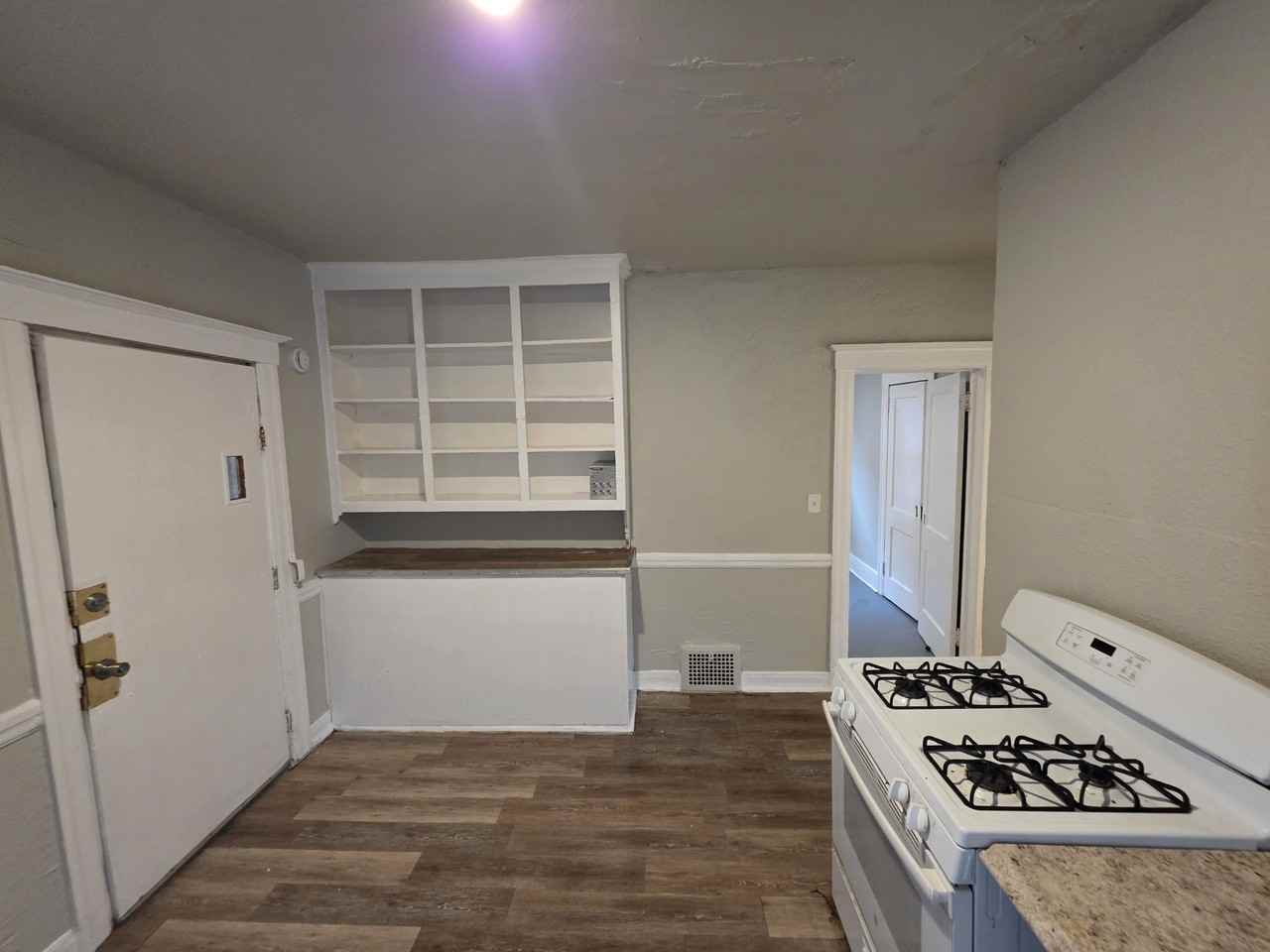 3501 Garland Street- Upper - Photo 7 of 28