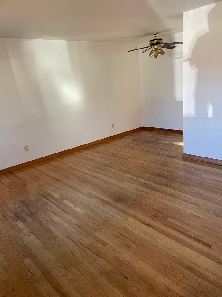 3315 Corbett Ln - Photo 6 of 20