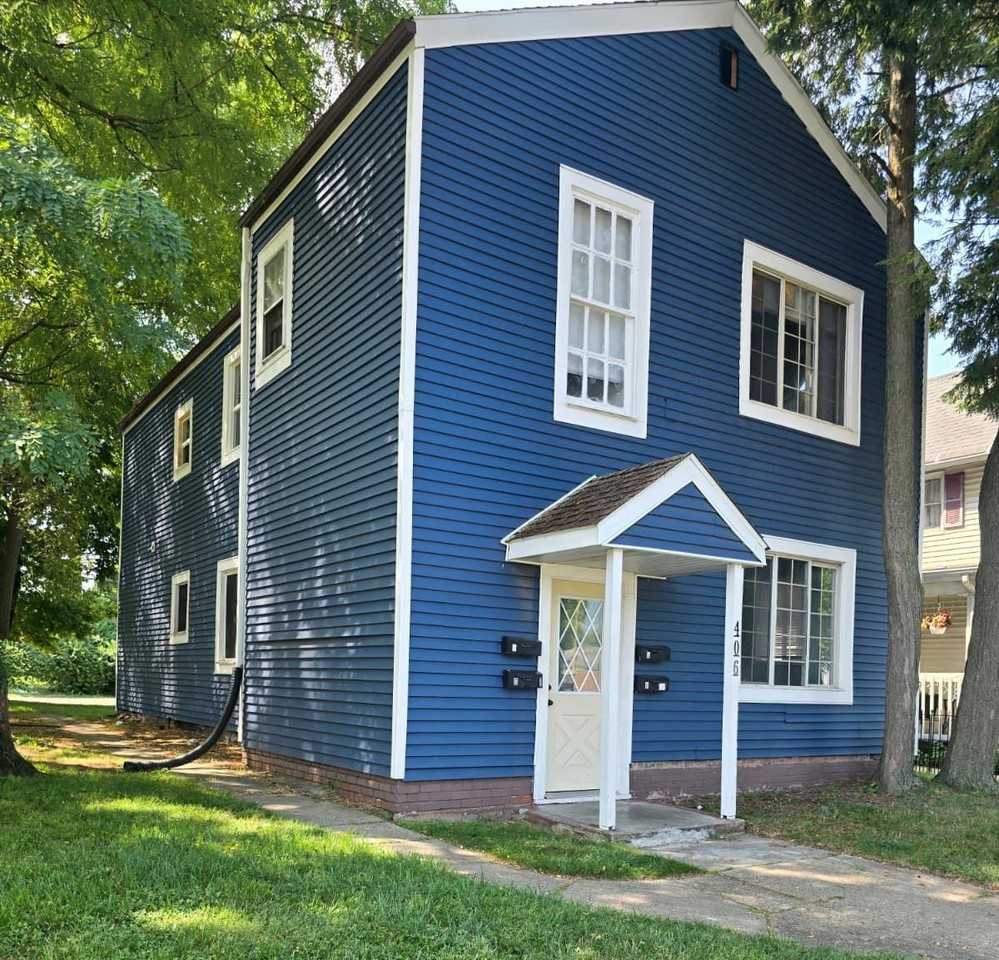 406 W Marion St - APT D - Photo 3 of 16