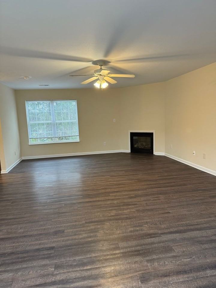 2320 East Windbrook Road - Photo 2 of 23