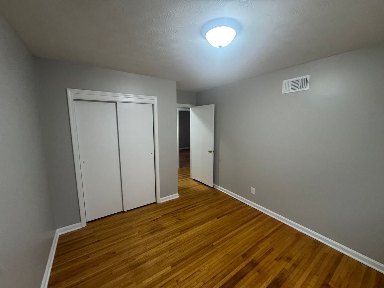 4344 Walnut Hill Drive - Photo 6 of 10