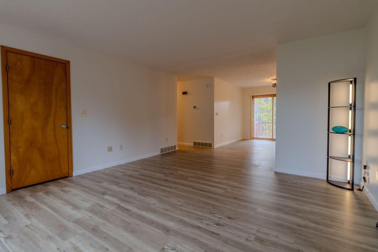 4227 Summerhill Rd - Photo 6 of 45