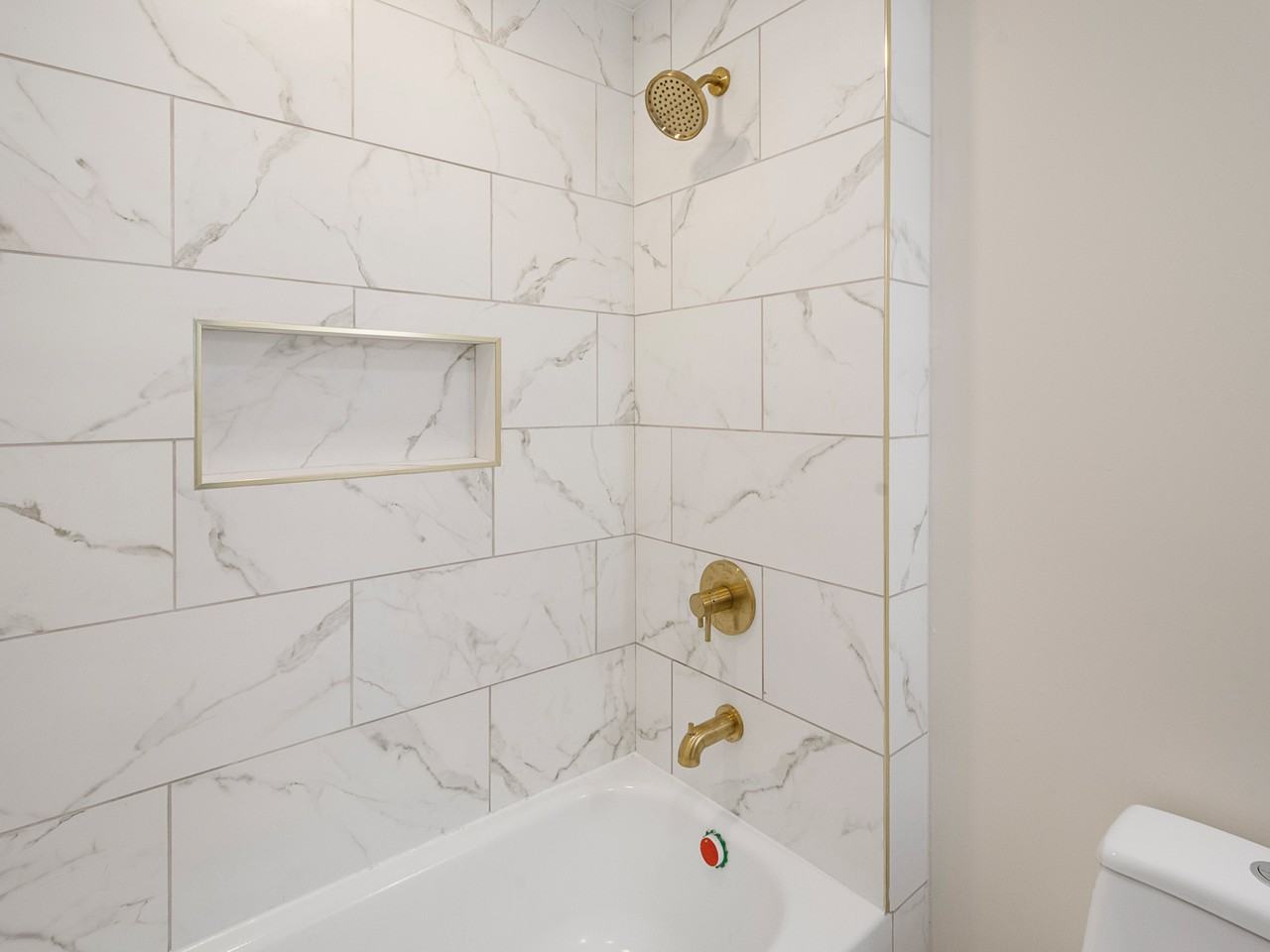 2140 Acklen Avenue - Photo 6 of 23